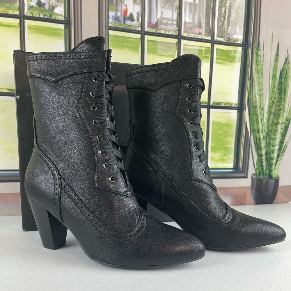 VICTORIAN VICES LACE UP BOOTS